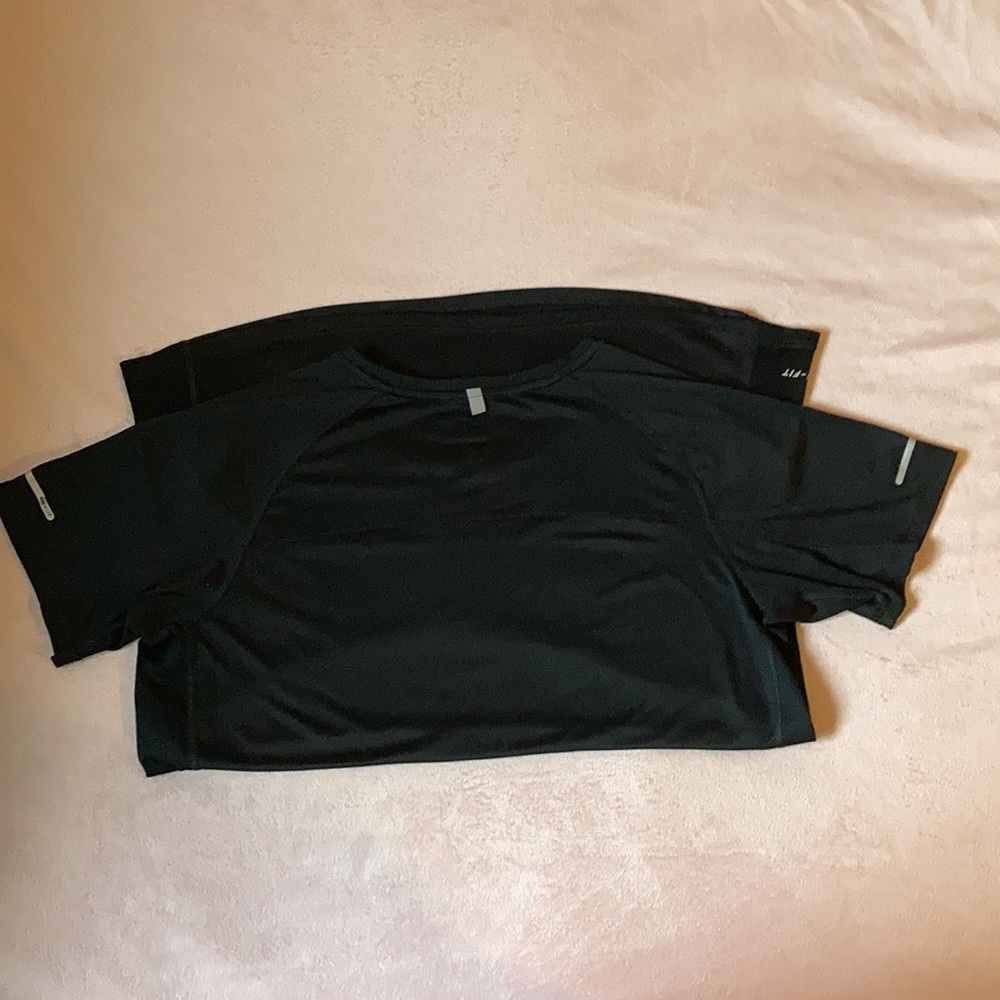 Nike Dri-Fit Running Top - Picture 3 of 6
